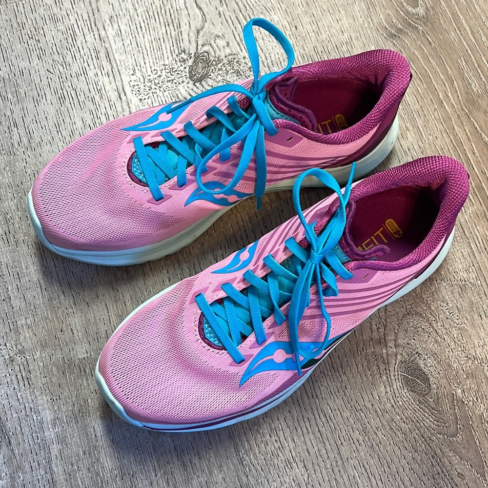 Saucony 10 Kinvara 12 Shoes Pink Sneakers Running Run Ladies Comfort